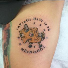 Traducción para idiotas: Los tatoos han de tener significado... - meme