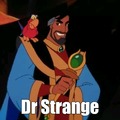 Porque el padre de Aladdin se parece al dr Strange