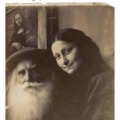 Rare pic of Leonardo Da Vinci and Mona Lisa