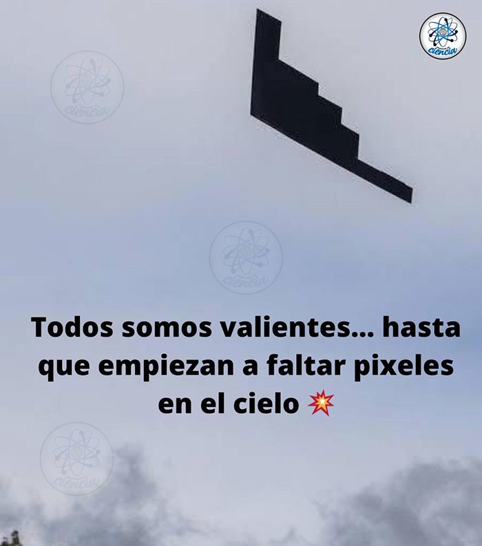 todos somos valientes... hasta que se rompen los pixeles del cielo - meme