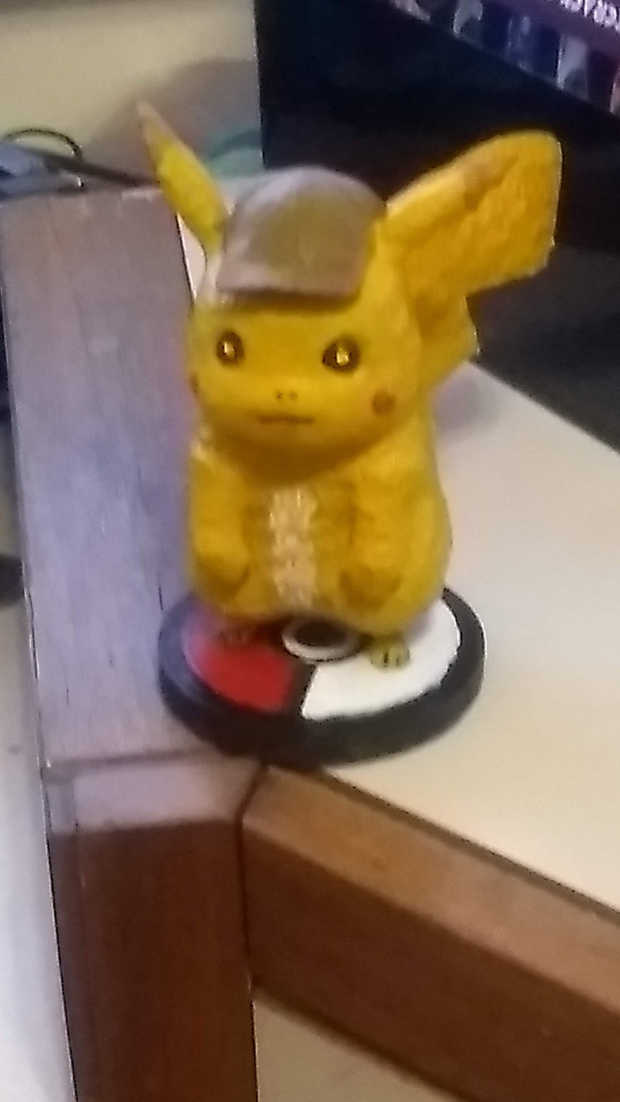 Pikachu después de las drogas - meme