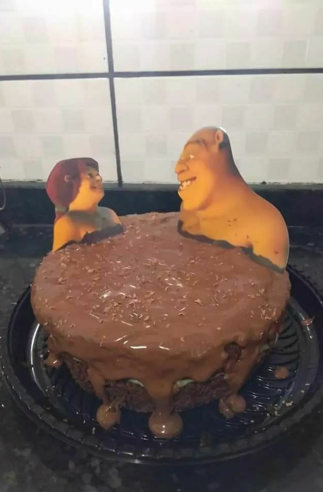 O bolo perfeito não exist... - meme