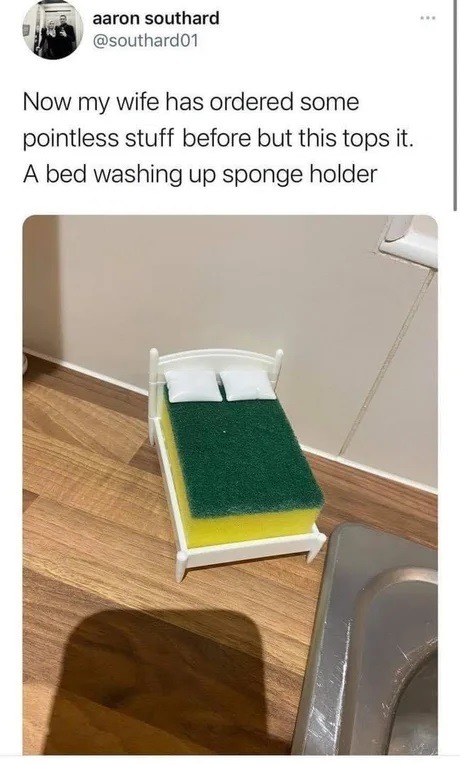 Bed washing up sponge holder - meme