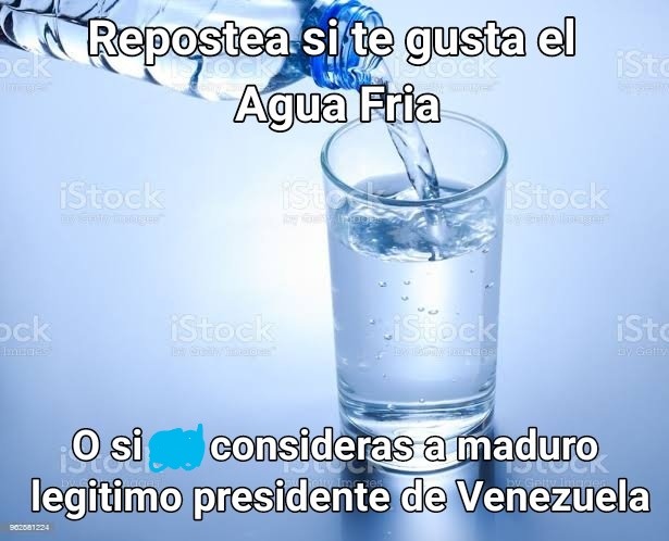 Me gusta el agua fría, me da energía - meme
