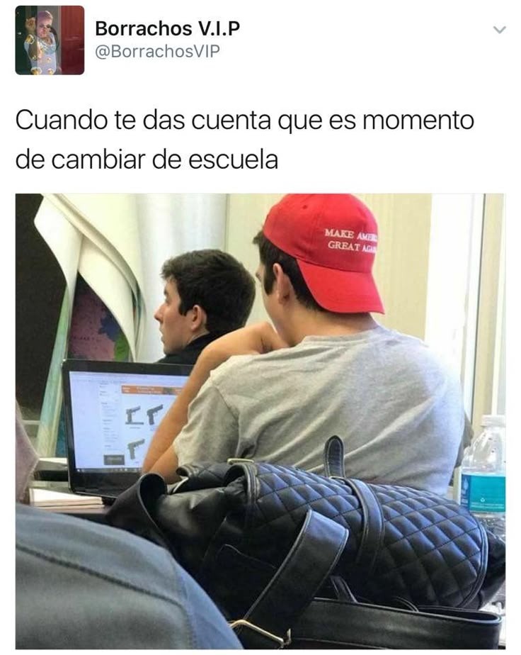 Al chico le hacen mucho bullying - meme