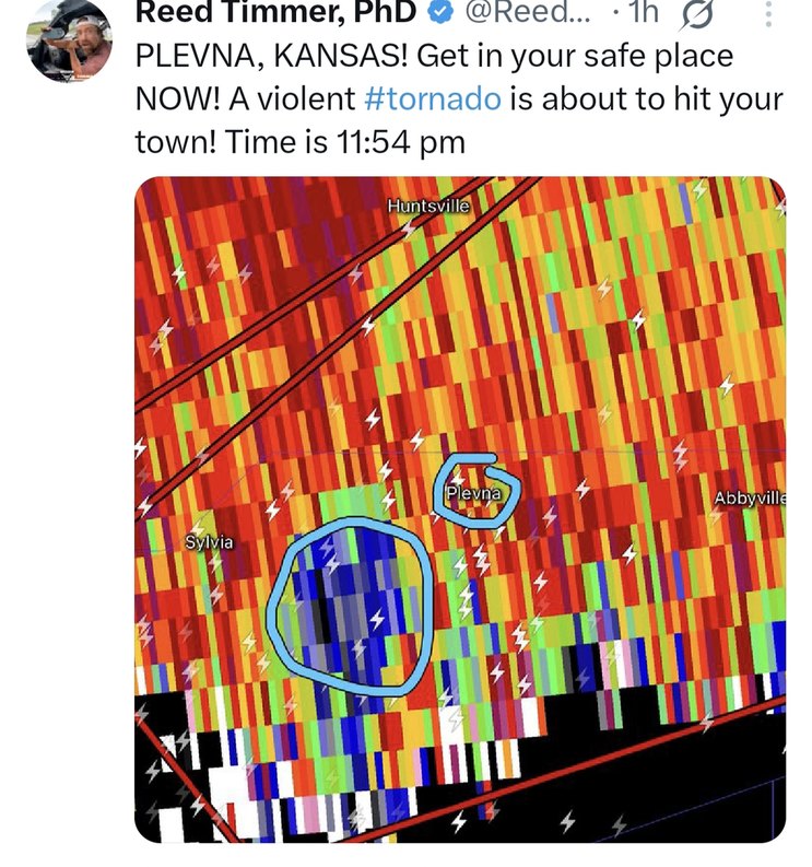 Violent tornado alert: Kansas residents told to run NOW - meme