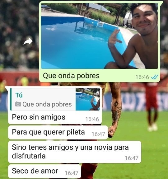 con pileta y sin amigos - meme