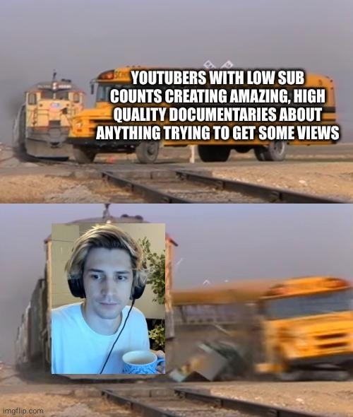 Most of the streamers are just there doing nothing - meme