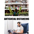 Social distancing: two types of people
