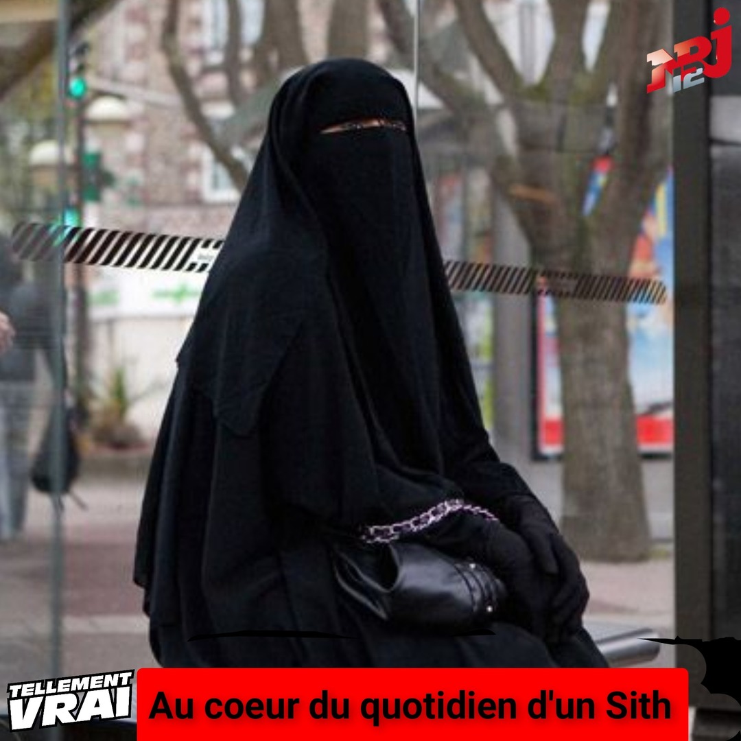 Aujourd'hui, dans Tellement vrai, nous plongeons dans le quotidien d'un Sith qui prend le bus. - meme