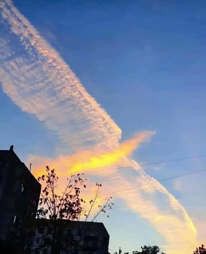 Phoenix cloud formation! - meme
