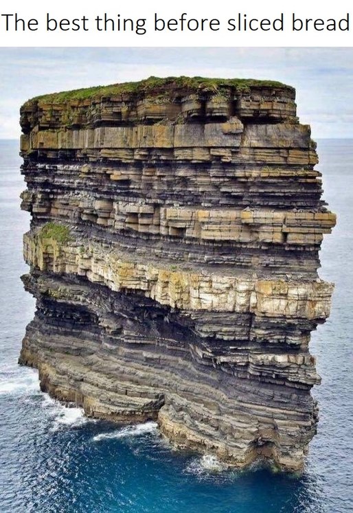 The best thing before sliced bread Meme subido por schizoidman