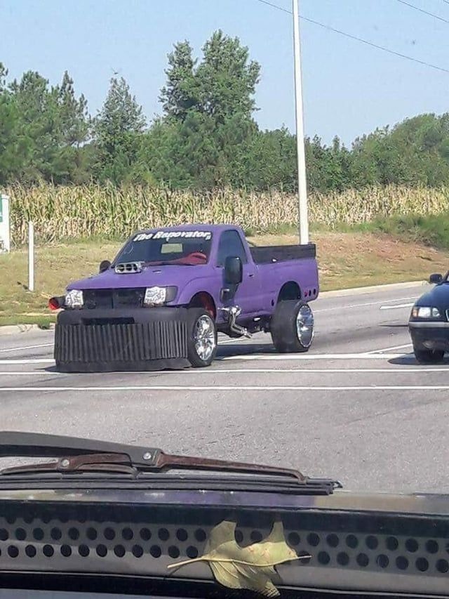 Thanos truck - meme