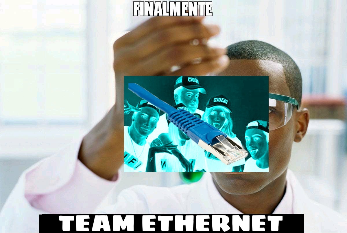 Unos capos los del team ethernet - meme
