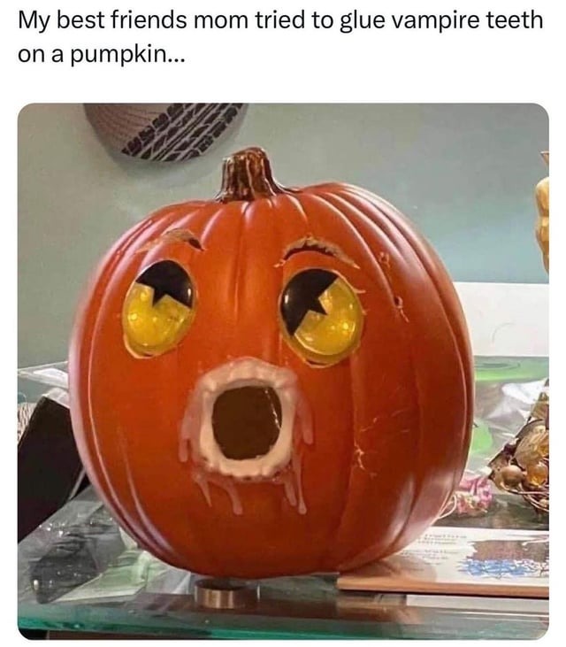 Halloween pumpkin came out wrong - meme
