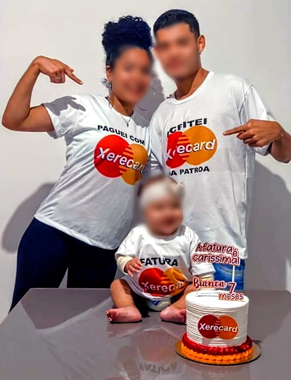 A fatura chega - meme
