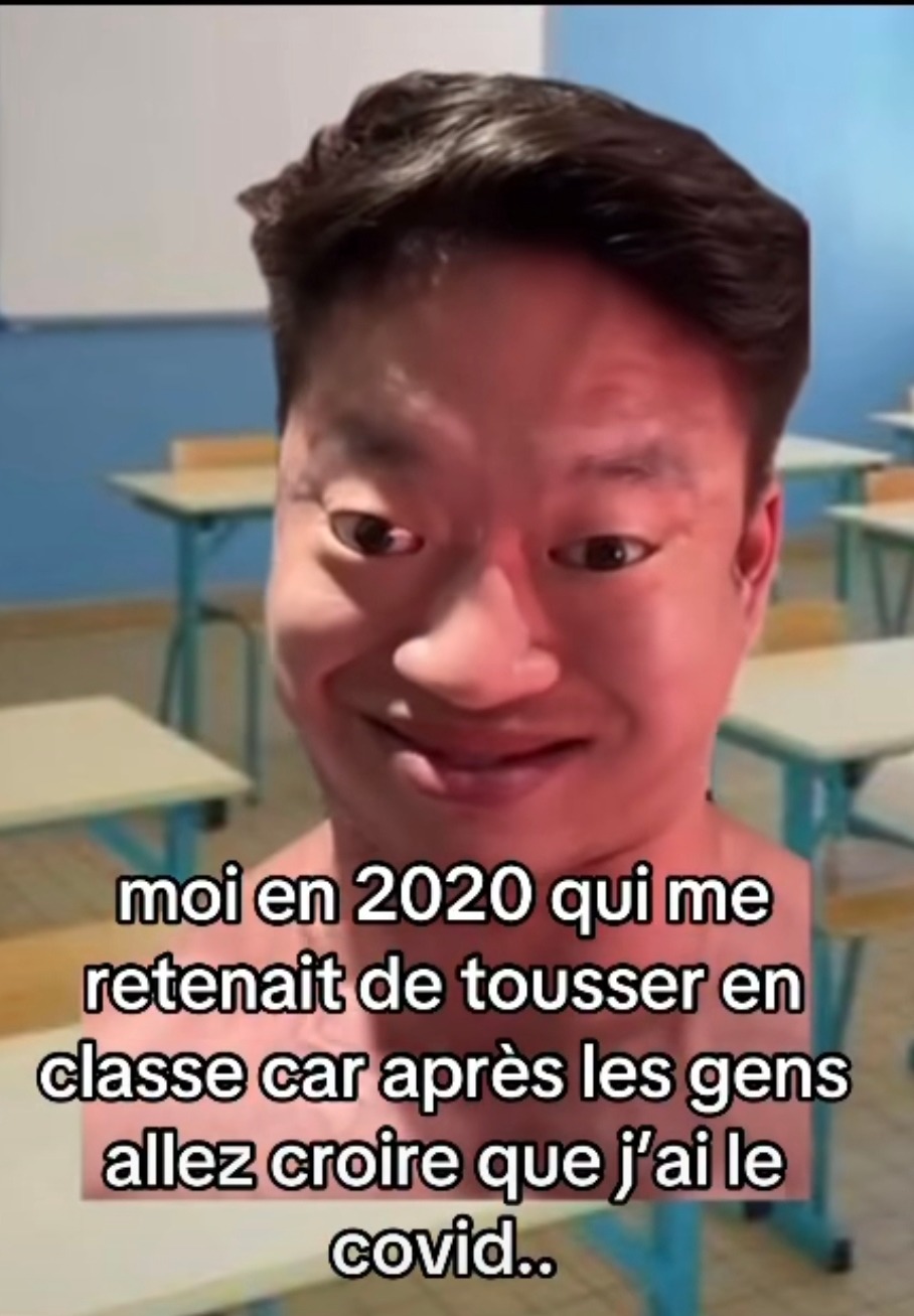 2020 moi qui me retenais de tousser pour pas finir au bûcher - meme