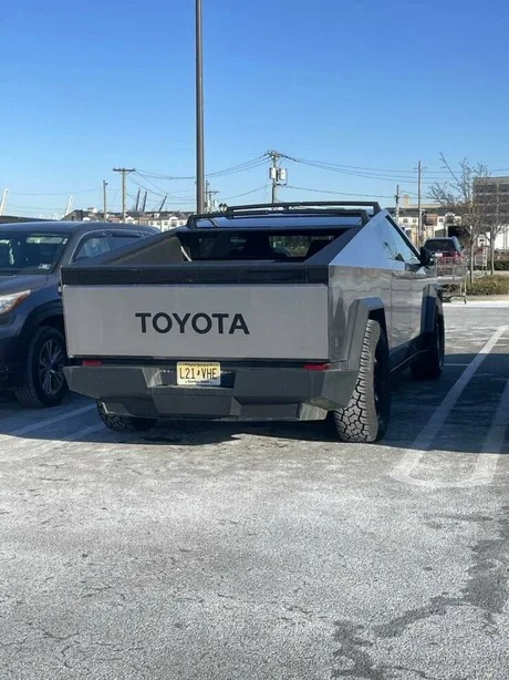 Toyota Cybertruck - meme