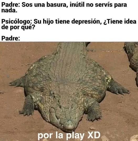 El padre echando la culpa a la play y el psicólogo viendo el meme en vivo