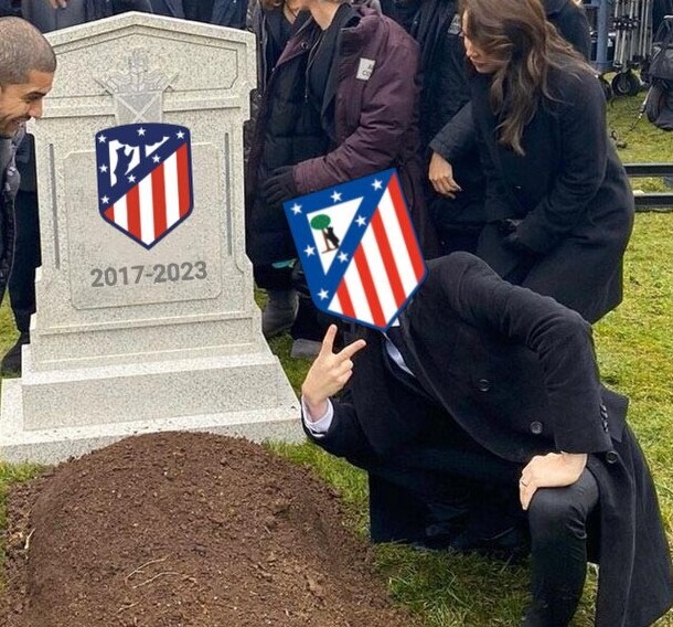 El escudo viejo del Atlético ganó - meme