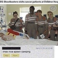 “caça-fantasmas visitam pacientes com câncer em hospital infantil”