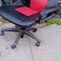 Una silla gamer votada xd