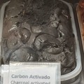 No entiendo la manía de la gente de hacer tantas cosas con el carbon activado