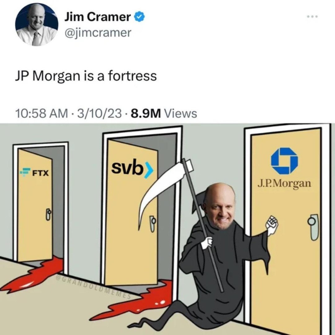 knockknock knocking on JPMorgan's door ♪ - meme