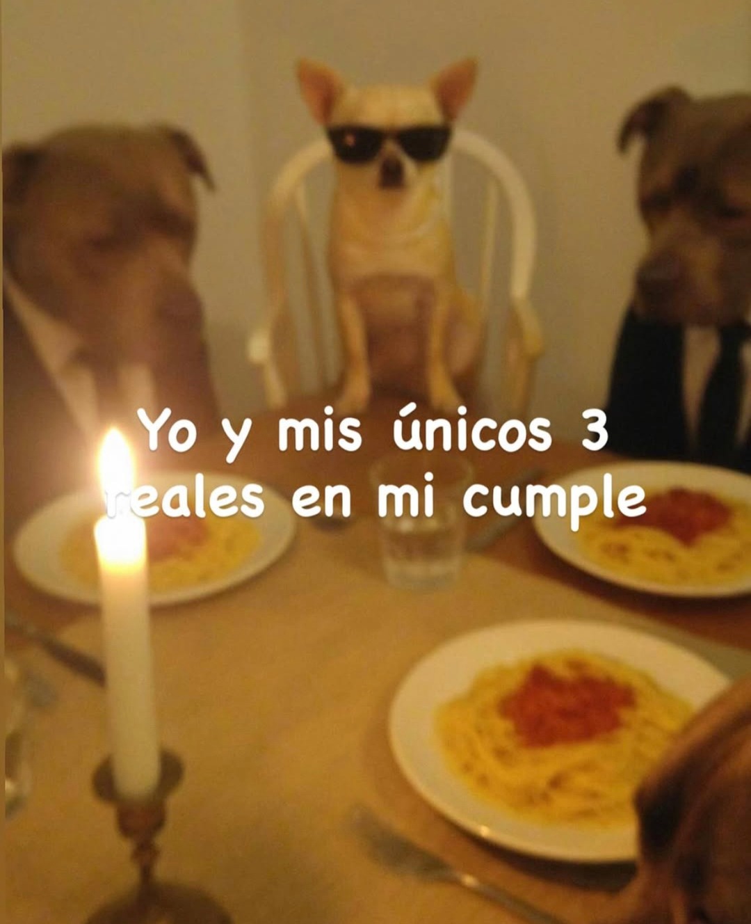 Yo y mis 3 panas reales en el cumple - meme