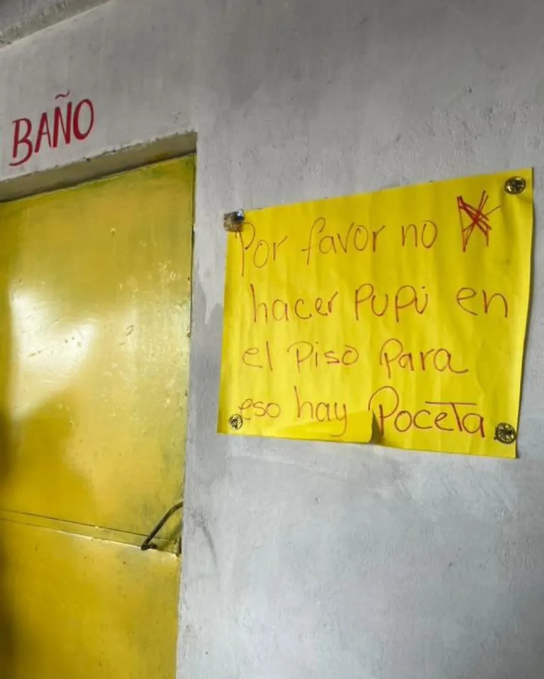 recuerden que cada cartel o señal tiene su razon para estar ahi - meme
