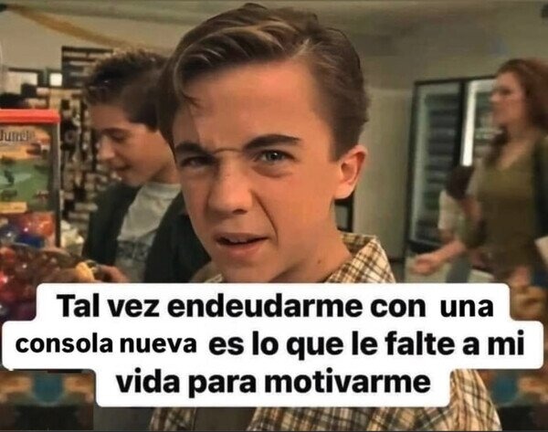 pide un préstamo para poder pagar la consola además - meme
