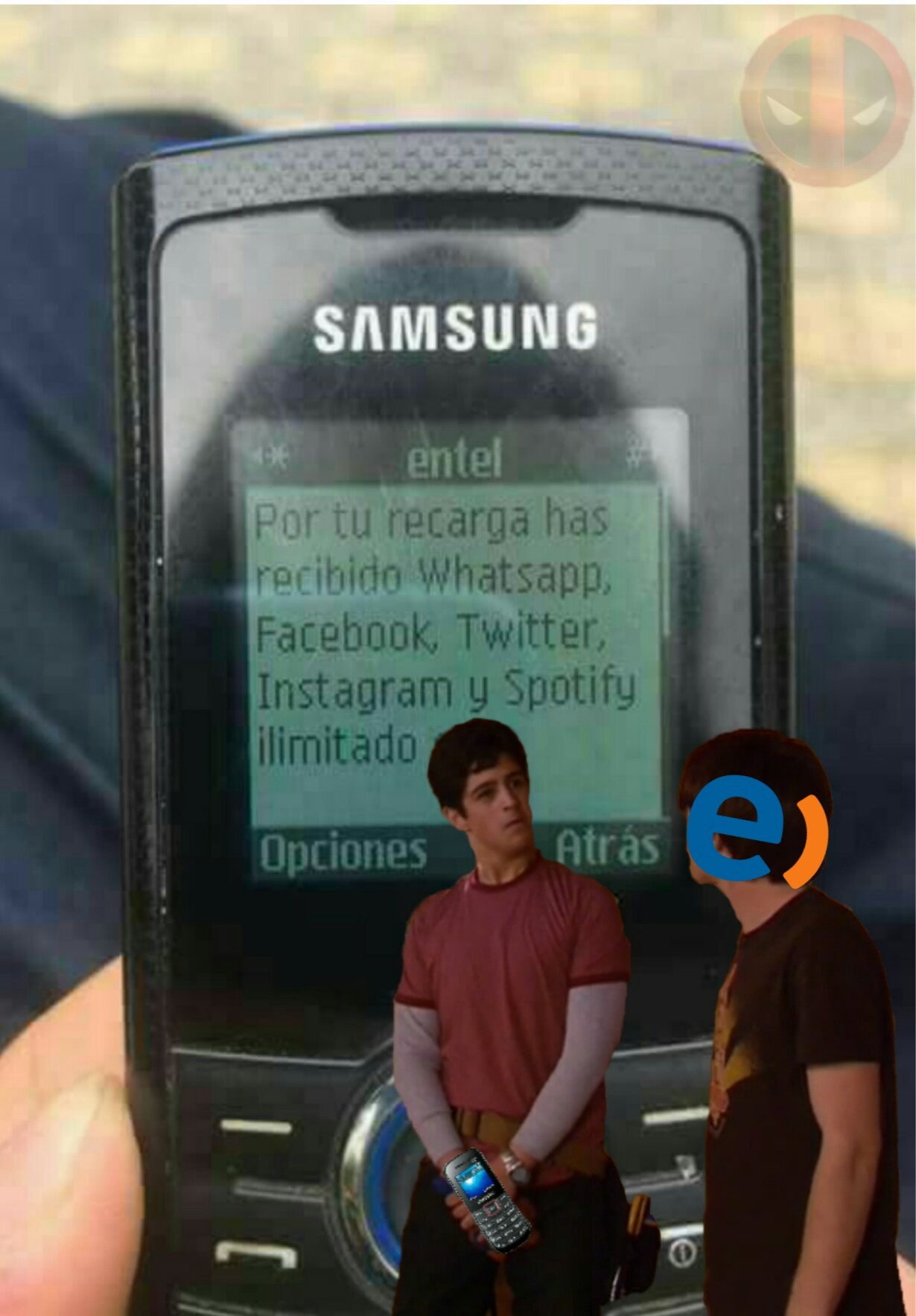 Yo creo que el teléfono explotaría - meme