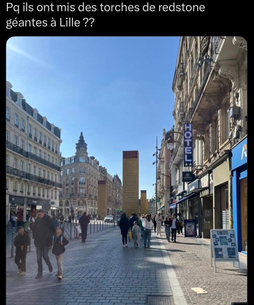 Pourquoi y’a des torches de redstone géantes à Lille ? - meme