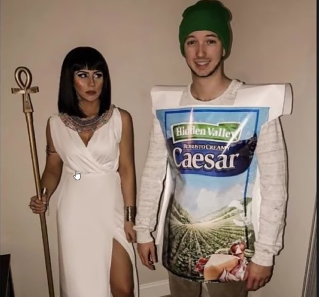 Cleopatra y Cesar - meme