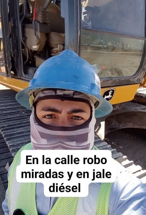 En la calle roba miradas - meme