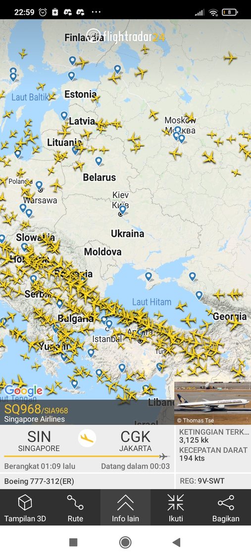 Ukraine&Moldova just closed airspace - meme