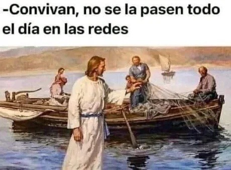 Convivan, decía, mientras todos pegados al WiFi - meme