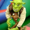 Cursed image Shrek le dió a las drogas y hasta asusta a los niños