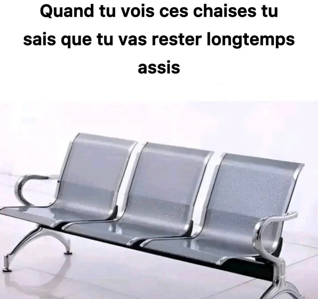 Ces chaises annoncent une longue attente - meme