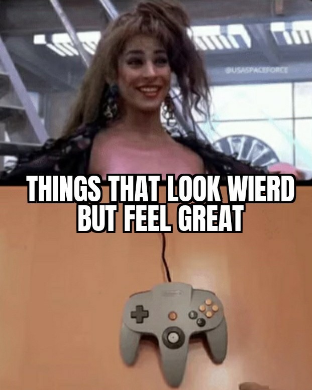 If you haven't seen this movie you'll wonder what's that thing in the middle? - meme