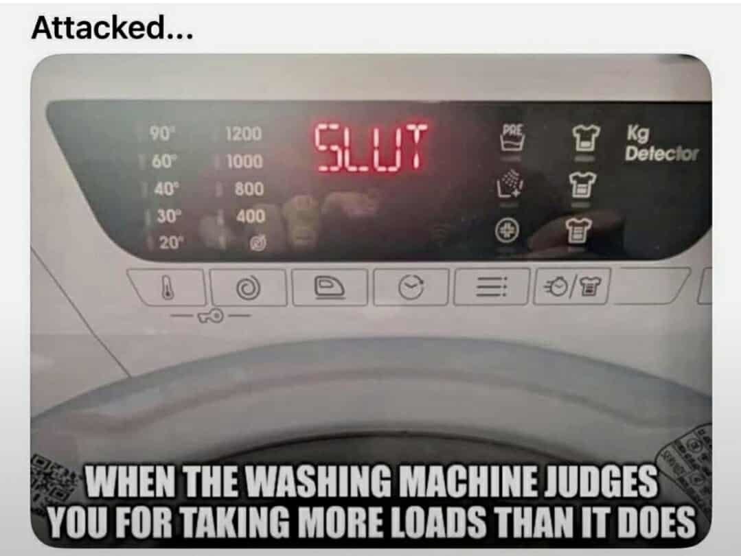 It knows - meme
