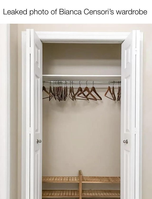 Bianca Censori's wardrobe meme