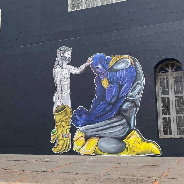 Jesús hizo arrepentirse a Thanos - meme