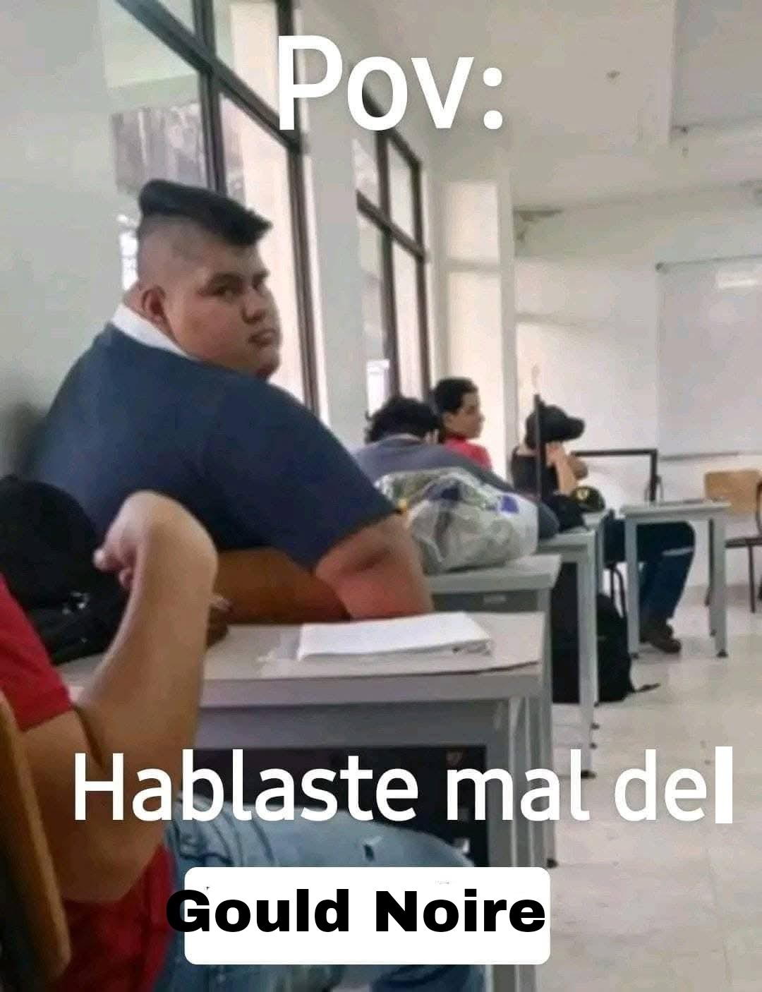 Gould noire burla de internet junto a yuser - meme
