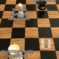 Se (medio) jugar ajedrez
