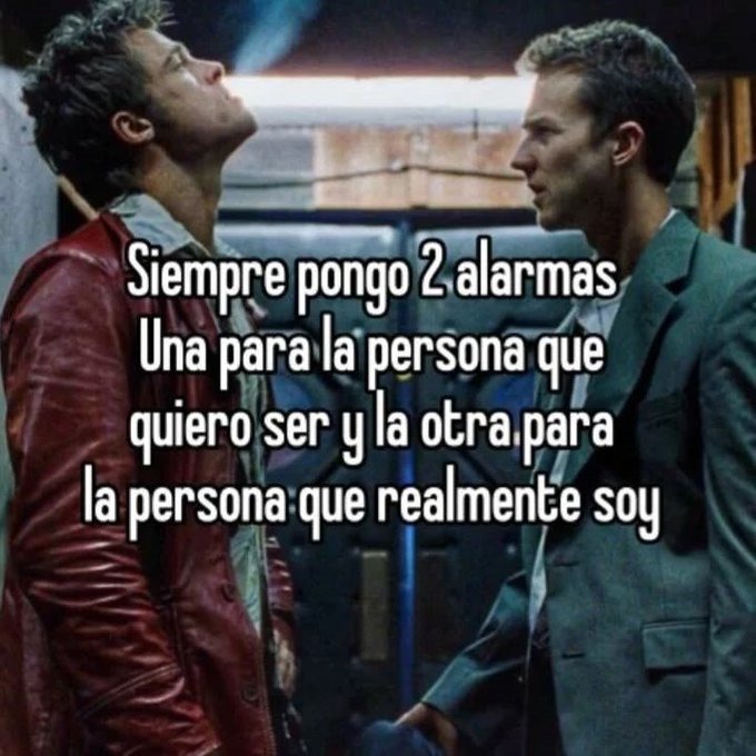 Siempre pongo dos alarmas - meme