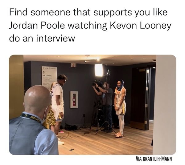 Kevon Looney doing an interview - meme