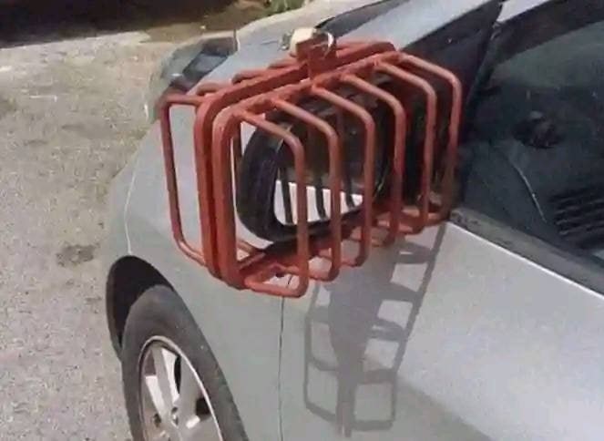 Protección de retrovisor - meme