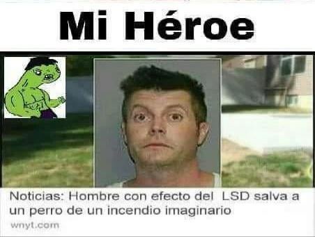 Un héroe en LSD - meme