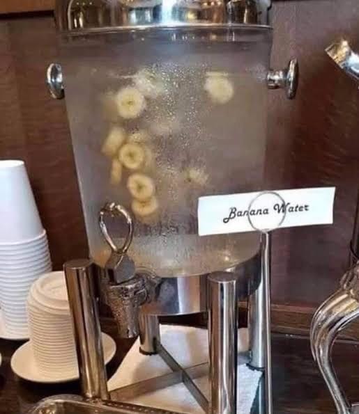 Agua de plátano - meme
